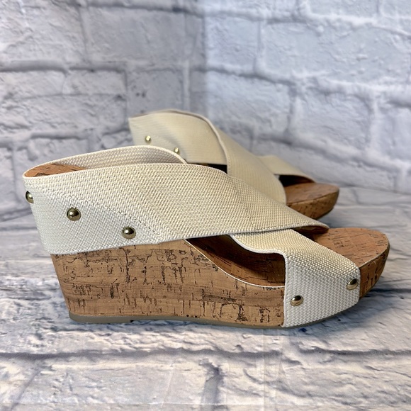 Montego Bay Club Shoes - MONTEGO BAY CLUB CORK WEDGE Cream Stretchy Straps Sandals SIZE 7